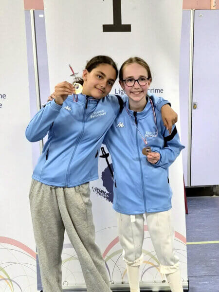 Amélia et Mayssane médaillées au championnat de Paris M13